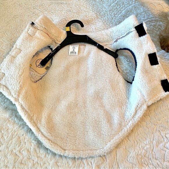 BOND & CO PLAID/DARK BLUE INSULATED DOG JACKET /W VELCRO CLOSE M (DOGS 15-17 IN) - Picture 5 of 11